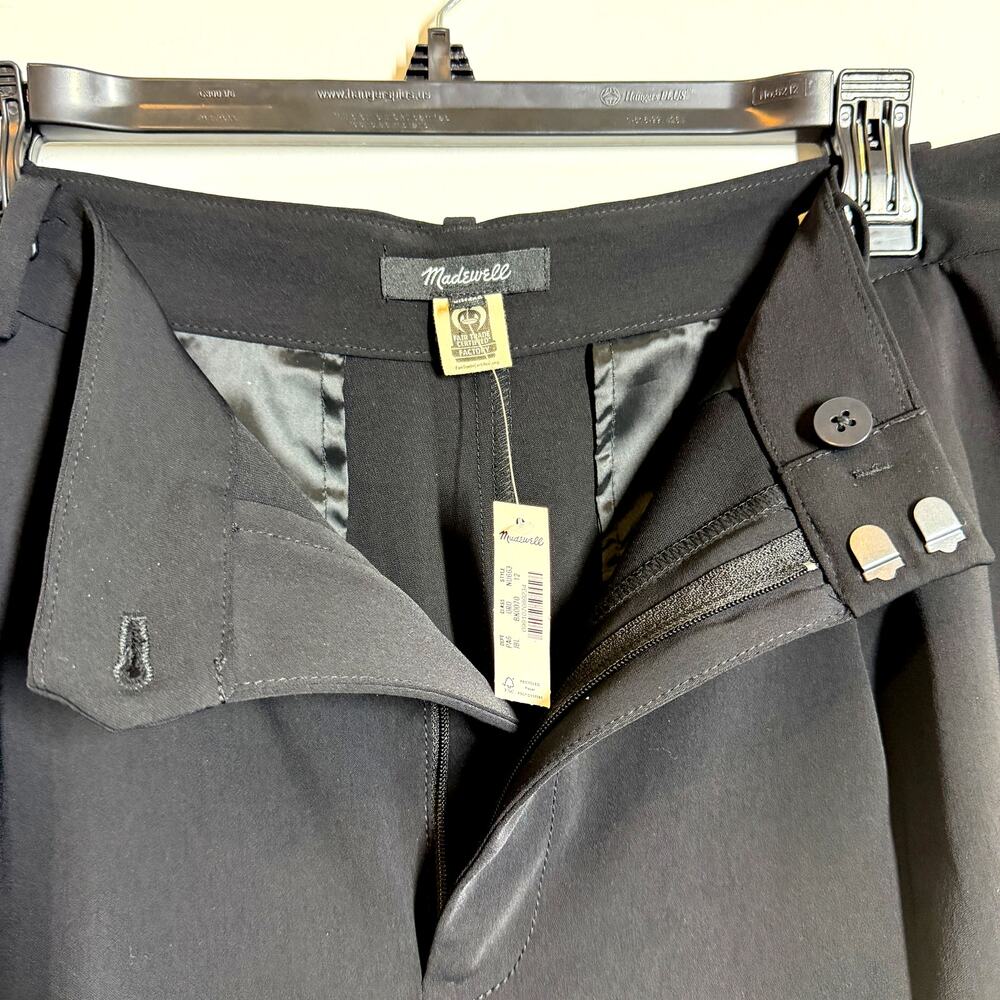 NWT Madewell Easy Pleated Trouser Shorts in Crepe Jet Black Size 12 - Picture 7 of 12